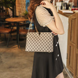 New Women's Bag Fashionable and Versatile Vintage Printed Shell Bag