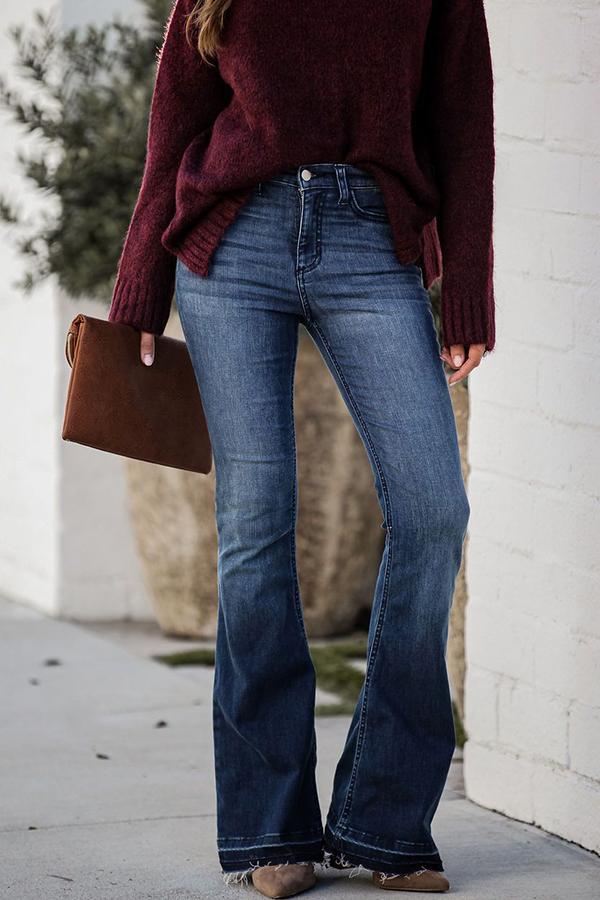 Classic Solid Color Flared Jeans